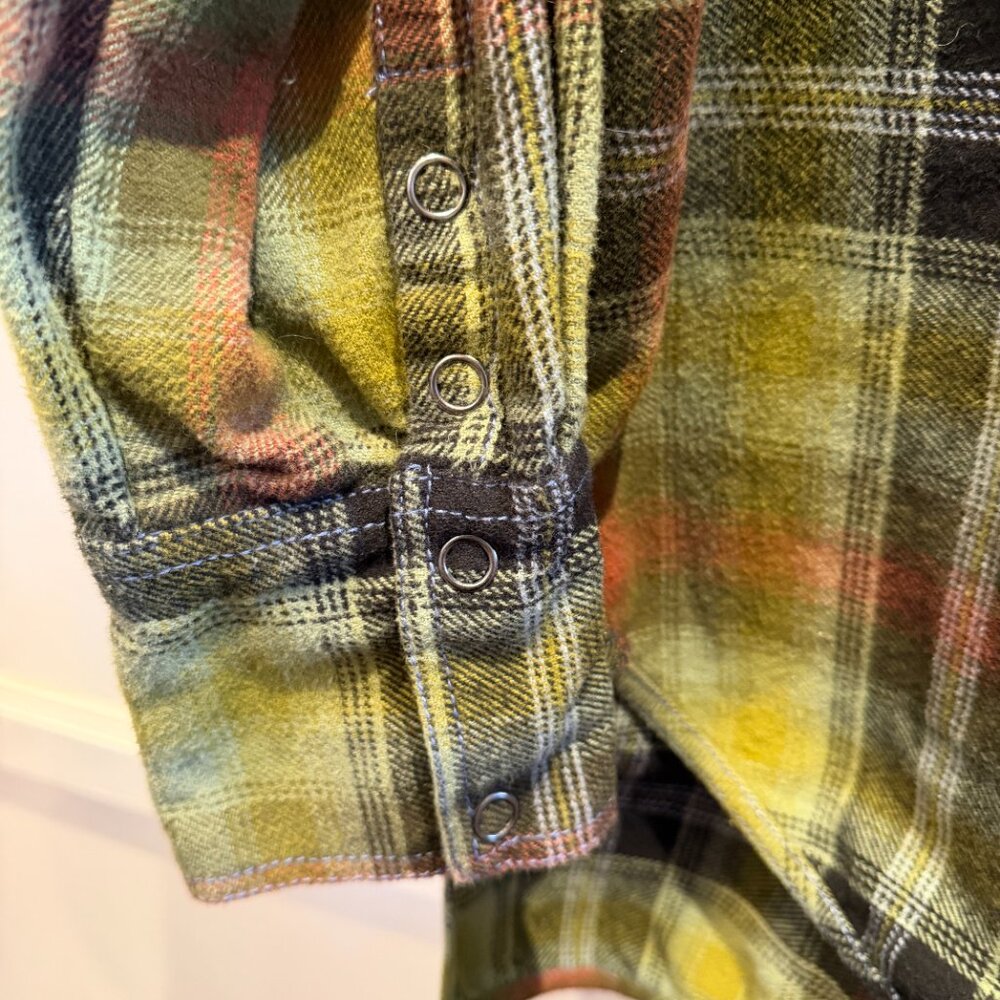 We The Free Womens Large Olive Plaid Oversized Cargo Snap Shirt/Jacket XS - Picture 3 of 6